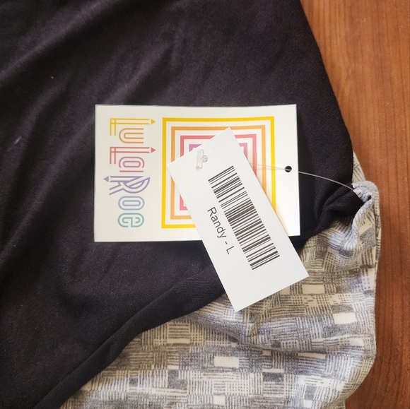 LulaRoe Randy - Picture 4 of 5